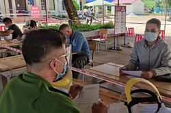 Di Linh: Trốn qua chốt kiểm dịch Covid-19, 5 người bị phạt 37,5 triệu đồng