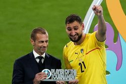 Tỏa sáng giúp Italy vô địch, Donnarumma đi vào lịch sử EURO