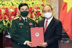 Bộ trưởng Quốc phòng Phan Văn Giang được thăng quân hàm Đại tướng