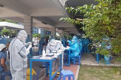 Ngày 13/7, thêm 2.301 ca mắc mới, riêng TP Hồ Chí Minh 1.797 ca