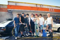 BTS bị chê mất gốc khi đeo đuổi BXH Billboard Hot 100