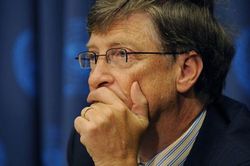 Bill Gates 'suýt khóc', ám chỉ ly hôn là do lỗi của mình