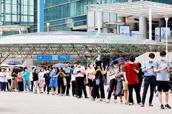 Thế giới tăng tốc ứng phó biến thể Delta