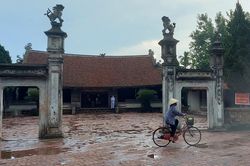 Hà Nội mưa dông, đề phòng lốc, sét, gió giật mạnh