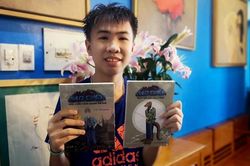 'Người sao chổi' của 'tiểu thuyết gia nhí' Cao Việt Quỳnh: Chiến tranh thế giới và các anh hùng người Việt