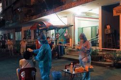 Hơn 17.200 ca mắc Covid-19, TP Hồ Chí Minh sẽ thí điểm cách ly F0 tại nhà