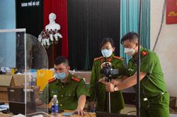 Tôi đi làm căn cước công dân