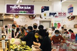 Tin TP.HCM đóng cửa, lãnh đạo UBND mắc COVID-19 là sai sự thật