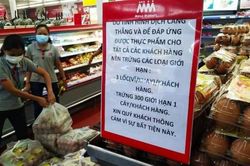 TP. HCM: Cung ứng hàng hóa căng thẳng, có hiện tượng người dân 'mua rẻ, bán đắt'