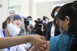 Thêm 3 nội dung cần khám sàng lọc trước khi tiêm vắc xin ngừa COVID-19