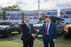 Bán 100.000 xe Ford Ranger ở Việt Nam