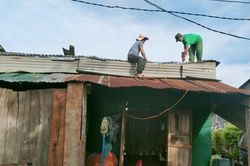 Đức Cơ: Mưa lớn kèm gió lốc làm 14 nhà dân bị tốc mái