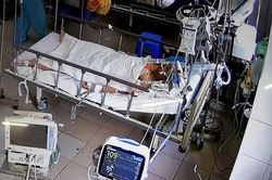 Thầy thuốc BVĐK Trung ương Cần Thơ kịp thời mổ cấp cứu bắt con cho thai phụ mắc COVID-19 nhiều biến chứng