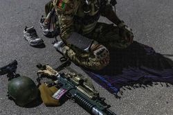 Hình ảnh biệt kích Afghanistan giao chiến với quân nổi dậy Taliban
