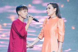 Phi Nhung: 'Hạnh phúc nhất là được làm từ thiện'