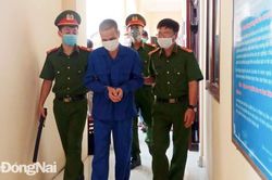 Chỉ vì ghen tuông vô cớ…