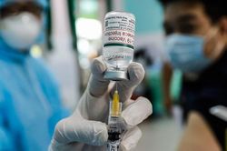 Cần Thơ không yêu cầu doanh nghiệp tiếp nhận đăng ký tiêm vaccine dịch vụ