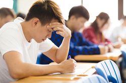 Thạc sĩ Trung Quốc làm việc của công nhân