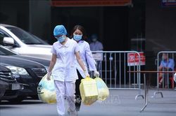 Hà Nội nhanh chóng khoanh vùng, truy vết liên quan ca mắc COVID mới