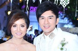 Trước khi kết hôn, vợ cũ của Đan Trường hẳn phải rất cay đắng khi làm điều này