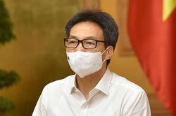 Phó Thủ tướng: 19 tỉnh, thành triển khai '2 mũi giáp công' linh hoạt chống dịch COVID-19