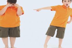 Làm gì khi con bạn bị thừa cân béo phì ?