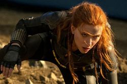 Vì sao bom tấn 'Black Widow' rớt hạng?