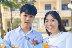 Học trò nghèo ở xứ Quảng đạt điểm 10 môn Văn
