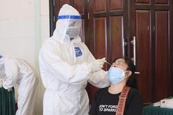 Về nhà sau 21 ngày cách ly tập trung, phát hiện dương tính với SARS-COV-2