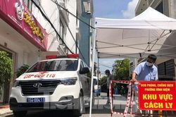 Phong tỏa con ngõ 50 hộ dân, xét nghiệm hàng trăm người liên quan ca dương tính SARS-CoV-2