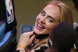 Adele công khai bạn trai mới