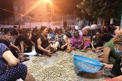 Thanh Hóa ủng hộ 339 tấn hàng 'Hướng về Thành phố mang tên Bác'