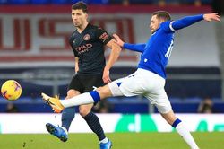 Vụ sao Ngoại hạng Anh bị bắt vì xâm hại trẻ em: Nghi phạm là Sigurdsson của Everton