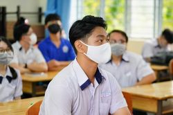 Xuất hiện điểm 9,75 môn Ngữ văn thi tốt nghiệp THPT 2021 ở Hà Nội
