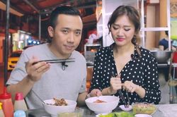 Cả showbiz muốn Hari Won... đừng vào bếp