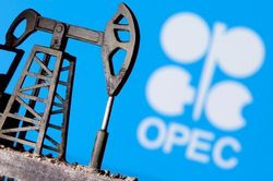 OPEC+ thông qua kế hoạch tăng mức xuất khẩu dầu lửa: Lý trí lại thắng