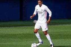 Thương vụ Varane có thể giúp MU tạo ra một 'Luke Shaw mới'
