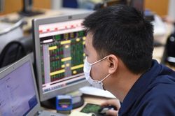 Thị trường chứng khoán ngày 21/7 - Thanh khoản sụt giảm