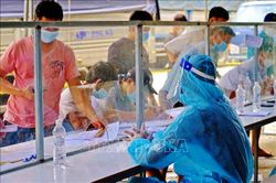 Đến tối 21/7, Việt Nam có 2.570 ca mắc mới COVID-19, thêm 528 bệnh nhân được công bố khỏi bệnh