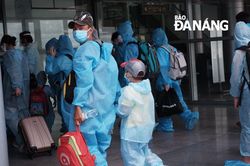 Đón người Đà Nẵng trở về từ Thành phố Hồ Chí Minh