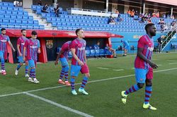 Giao hữu mùa hè: Barcelona, Tottenham đại thắng. PSG và Roma nhọc nhằn