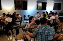 Hơn 1 năm tan tác, chủ nhà hàng bỏ Thủ đô trốn về quê