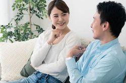 Kiên quyết ly hôn sau khi chồng ngoại tình, người phụ nữ cao tay còn khiến hai kẻ sai trái khốn đốn chỉ bằng một chiêu thức và cái kết hả hê!
