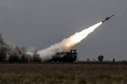 Syria dùng hệ thống phòng không Nga bắn hạ toàn bộ tên lửa Israel