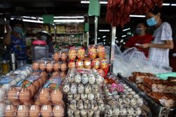Giá trứng ở miền Tây tăng vọt