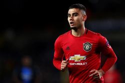 Lộ diện 2 cầu thủ chuẩn bị rời CLB Man Utd