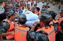 Trung Quốc: Số người chết do thảm họa lũ lụt tại Trịnh Châu tăng lên 51