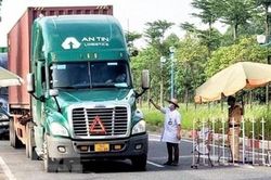 Ninh Bình kết nối 'luồng xanh' vận tải quốc gia phòng chống COVID-19