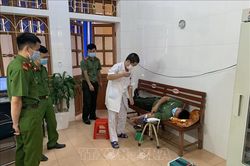 Các chiến sỹ Công an huyện Văn Chấn hiến máu cứu sống sản phụ