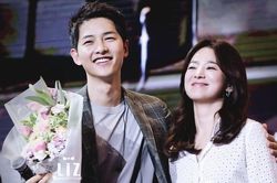 Song Joong Ki và Song Hye leo top 1 Naver, đã ly hôn trong hòa bình nhưng lại xảy ra chuyện gì nữa đây?